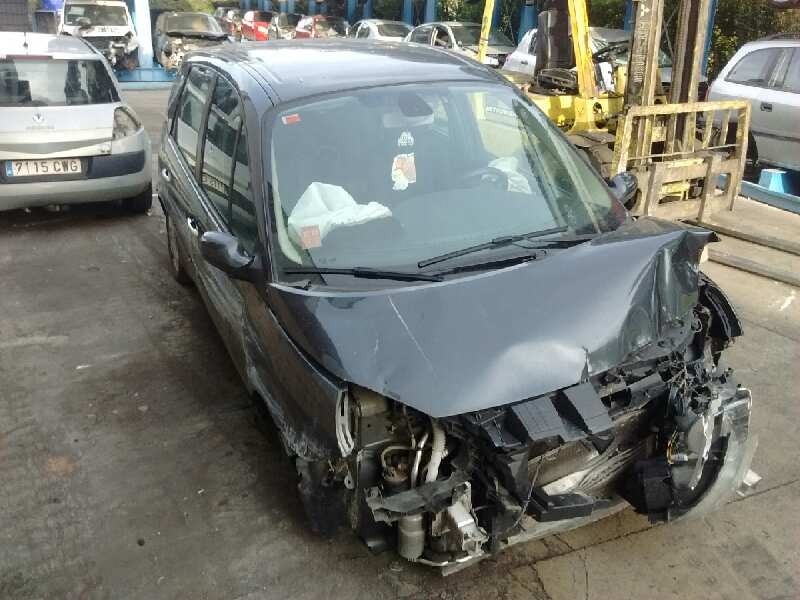 renault scenic ii del año 2007