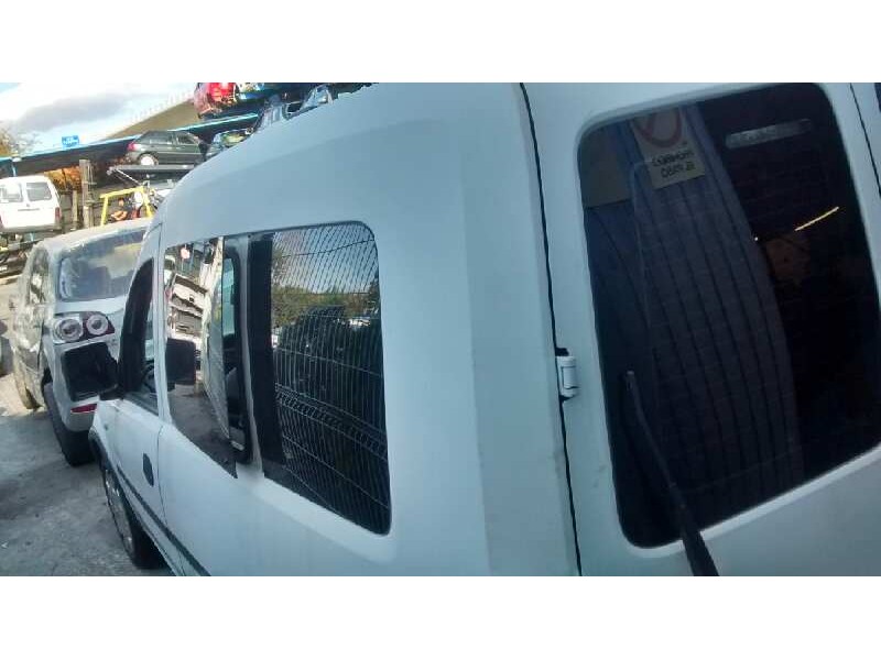 opel combo (corsa c) del año 2008