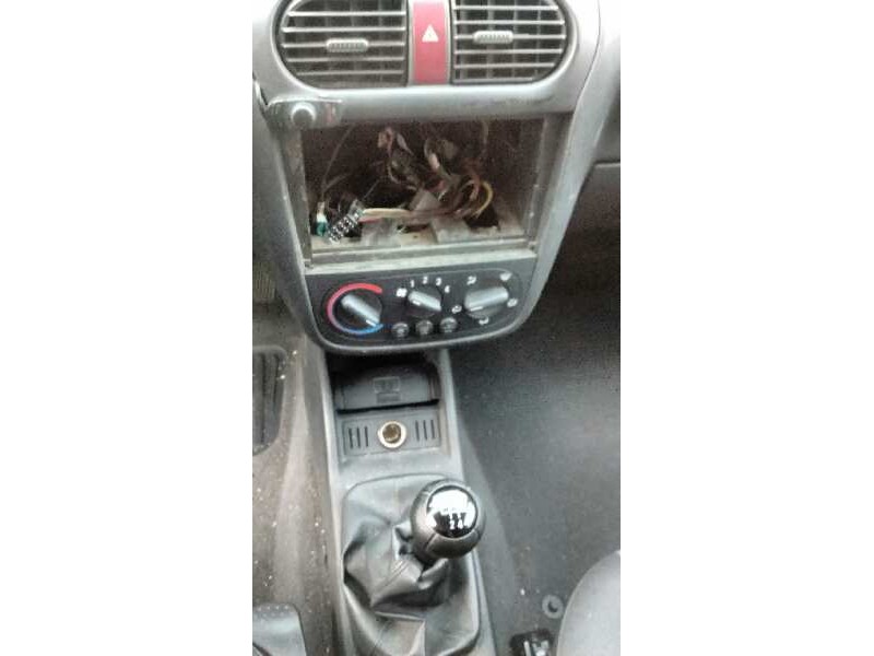 opel combo (corsa c) del año 2008