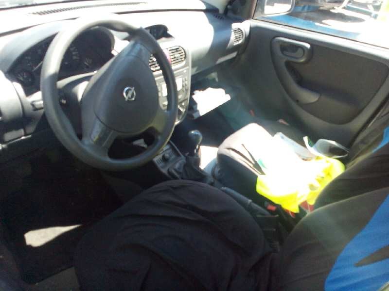 opel corsa c del año 2005