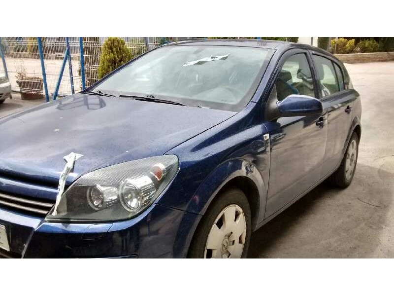 opel astra h berlina del año 2005