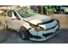 opel astra j lim. del año 2015