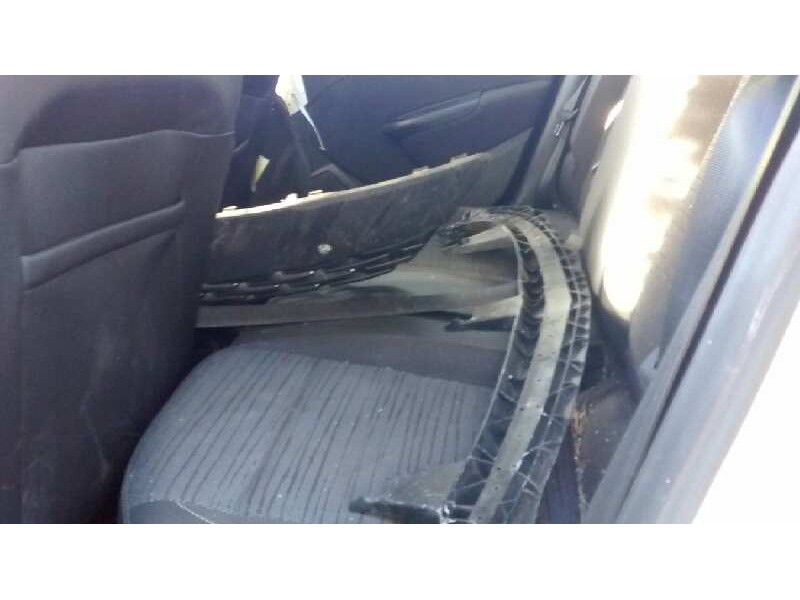 opel astra j lim. del año 2015