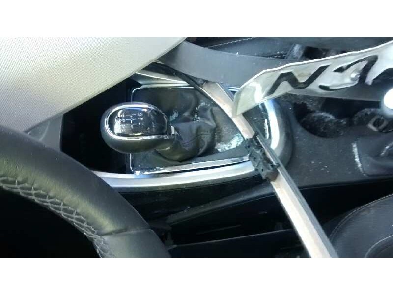 opel astra j lim. del año 2015