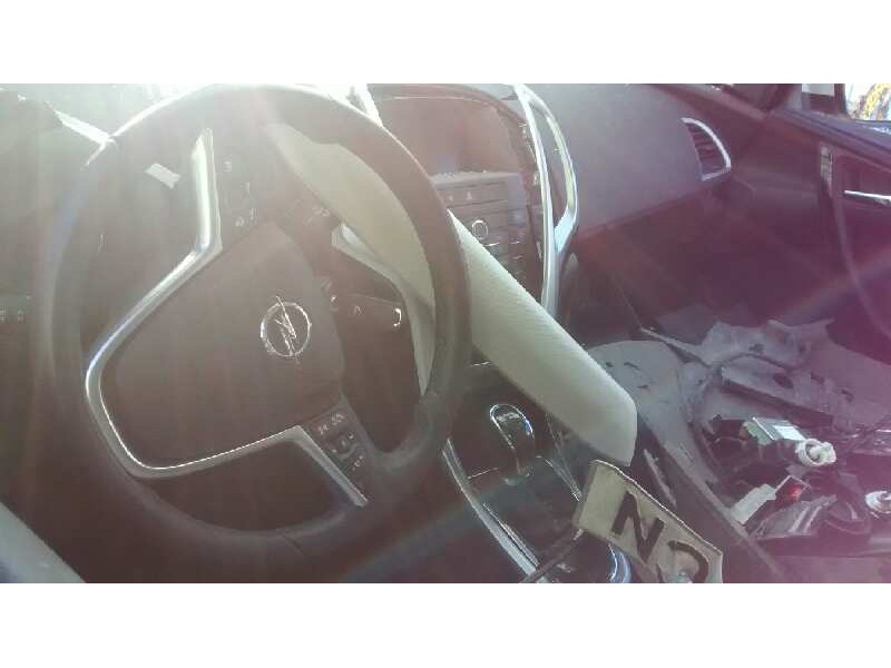 opel astra j lim. del año 2015