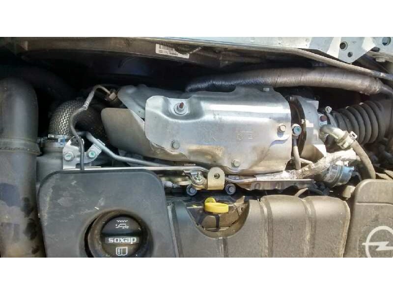 opel astra j lim. del año 2015