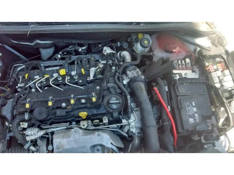 opel astra j lim. del año 2015