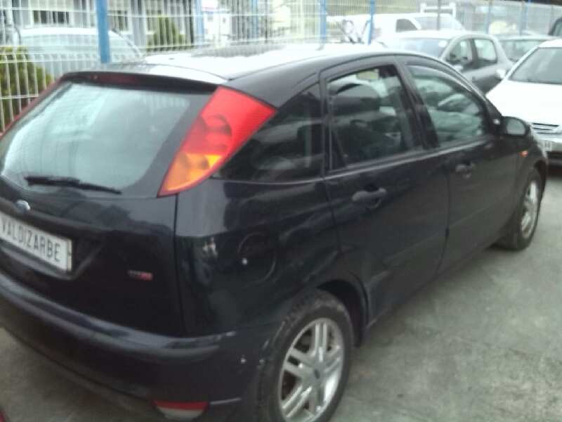 ford focus berlina (cak) del año 2004