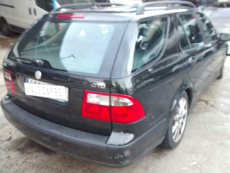 saab 9-5 berlina del año 2004