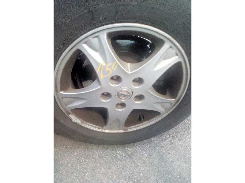 nissan almera tino (v10m) del año 2005