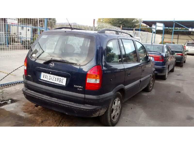 opel zafira a del año 2000