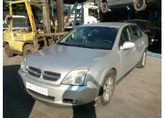 opel vectra c berlina del año 2002