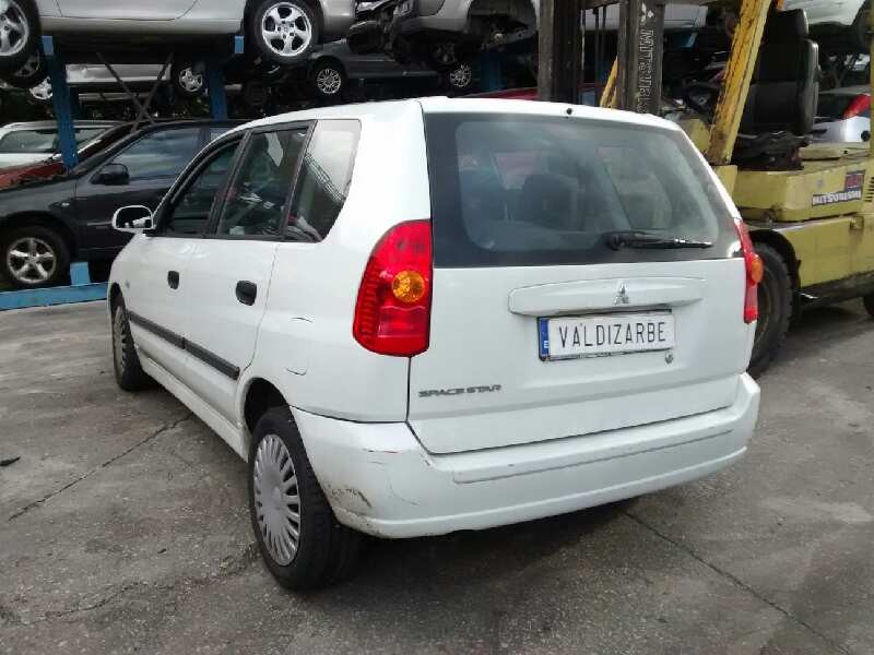 mitsubishi space star (dg0) del año 2004