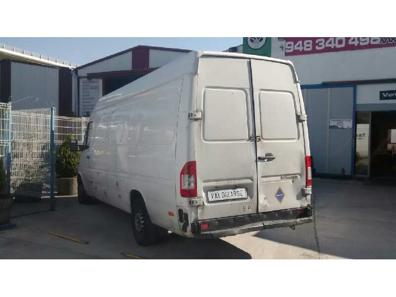 mercedes-benz sprinter 02.00  caja cerrada, techo elevado del año 2005