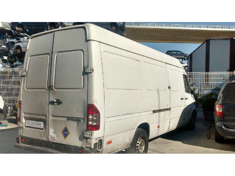 mercedes-benz sprinter 02.00  caja cerrada, techo elevado del año 2005