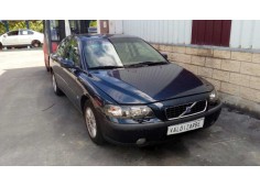 volvo s60 berlina del año 2004
