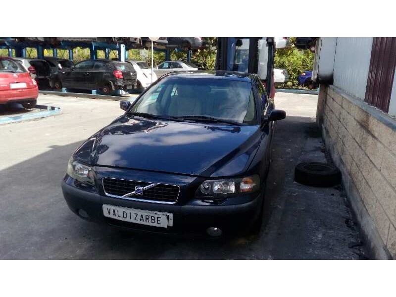 volvo s60 berlina del año 2004