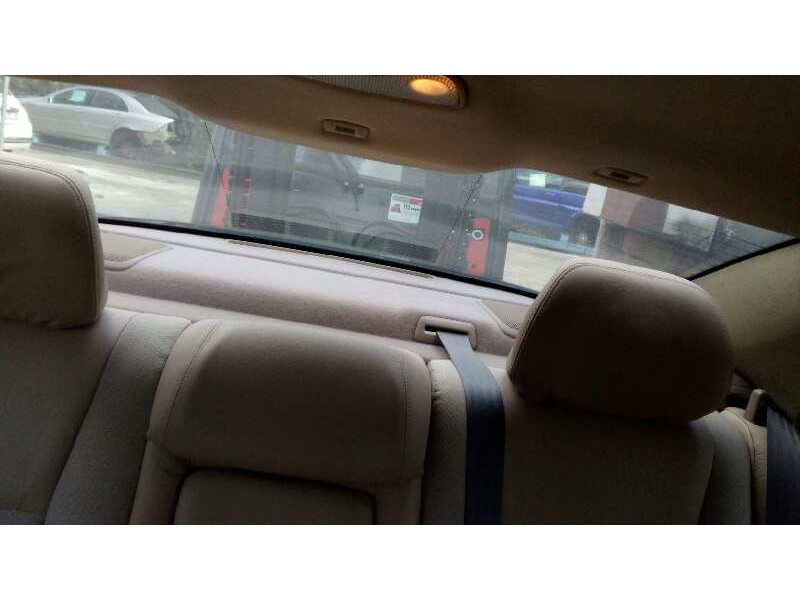 volvo s60 berlina del año 2004