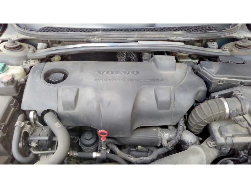 volvo s60 berlina del año 2004