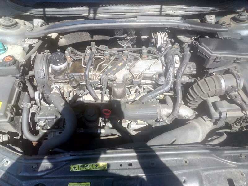 volvo s60 berlina del año 2004