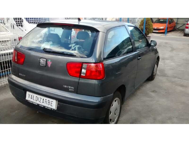 seat ibiza (6k1) del año 2001