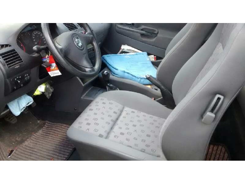 seat ibiza (6k1) del año 2001