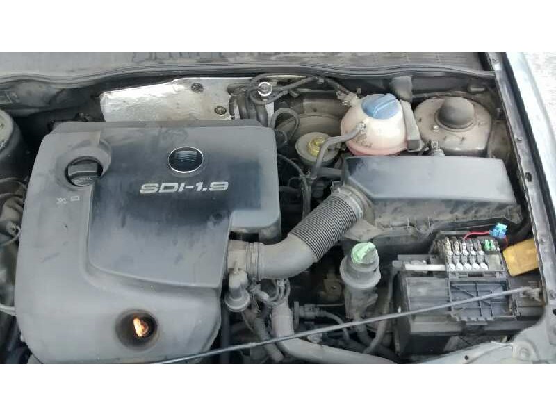 seat ibiza (6k1) del año 2001