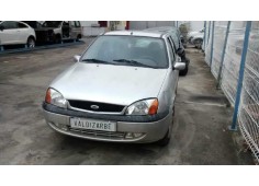 ford fiesta berlina (dx) del año 2002 2