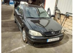 opel astra g berlina del año 2000