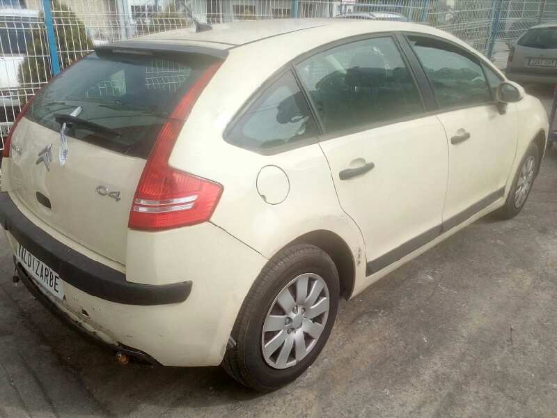 citroën c4 berlina del año 2005