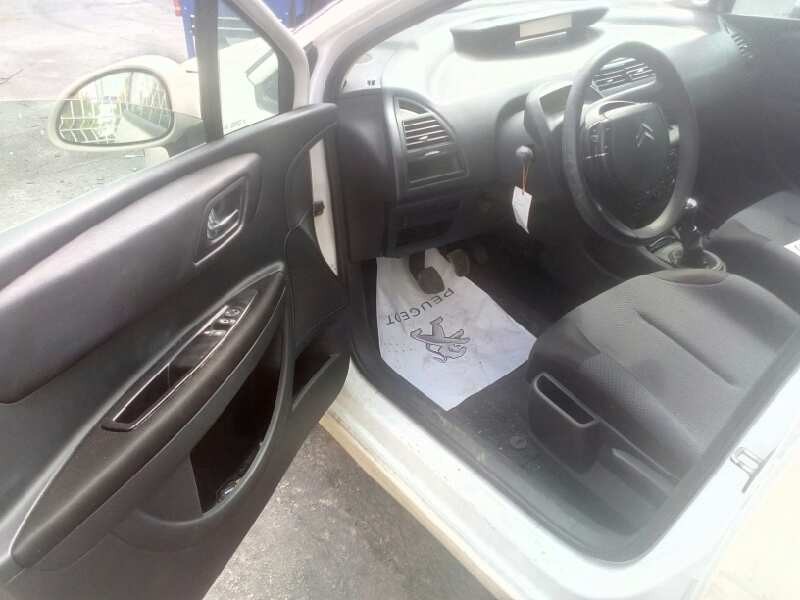 citroën c4 berlina del año 2005