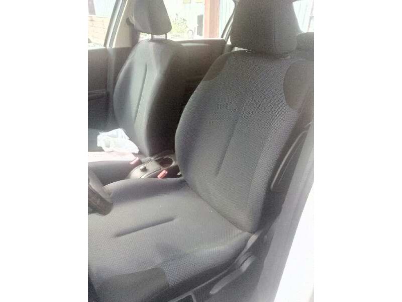 citroën c4 berlina del año 2005