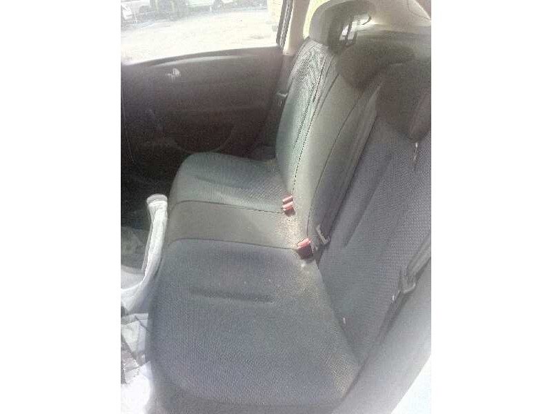 citroën c4 berlina del año 2005