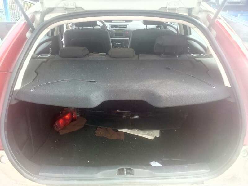 citroën c4 berlina del año 2005