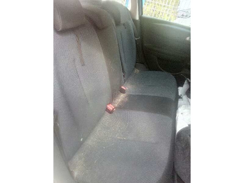 citroën c4 berlina del año 2005