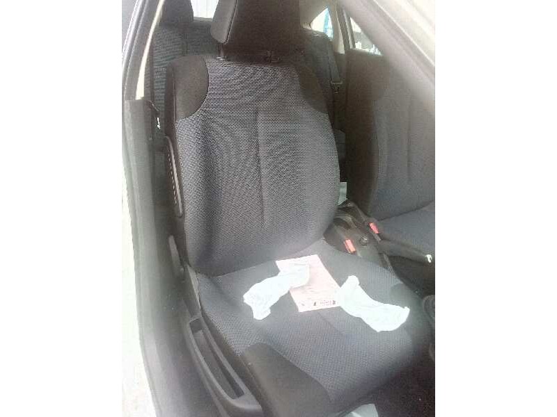 citroën c4 berlina del año 2005