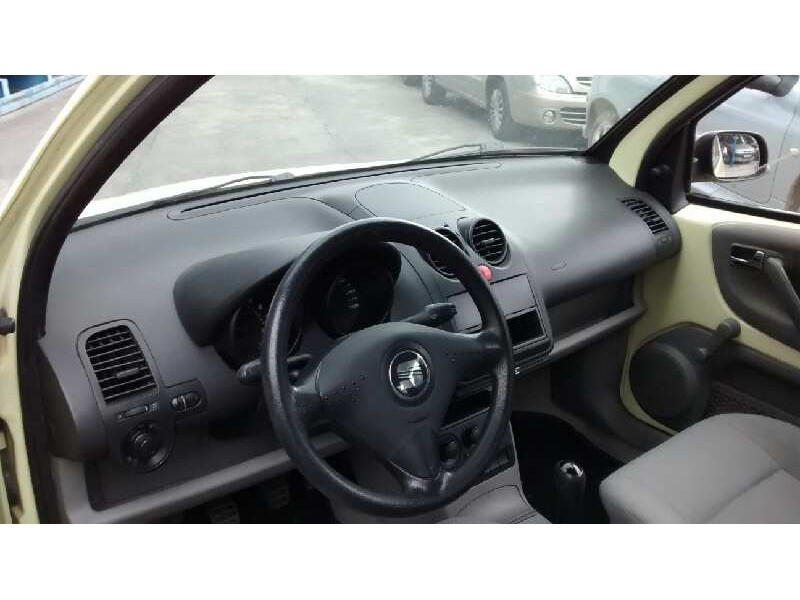 seat arosa (6h1) del año 2001