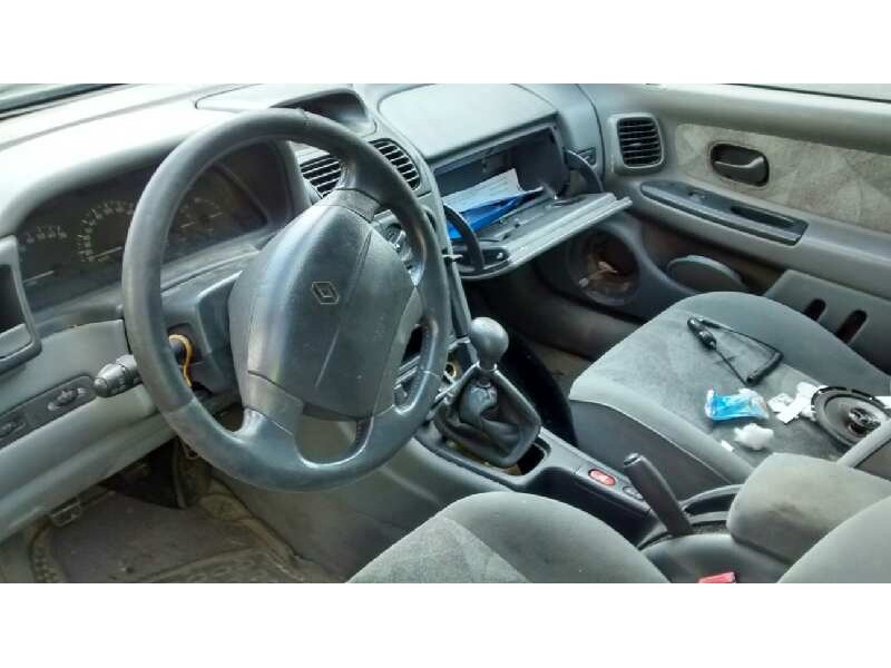 renault laguna (b56) del año 1999