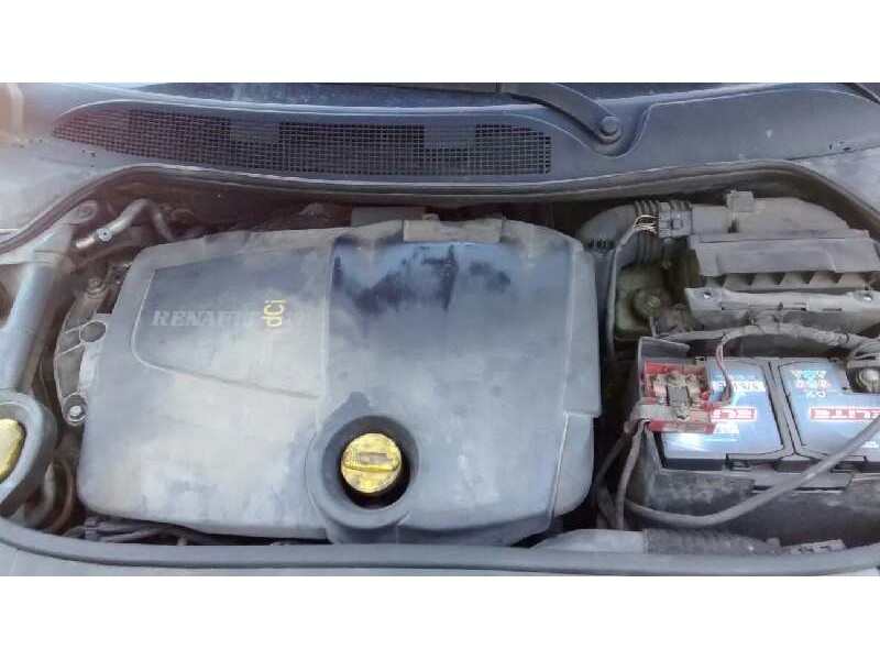 renault megane ii classic berlina del año 2004