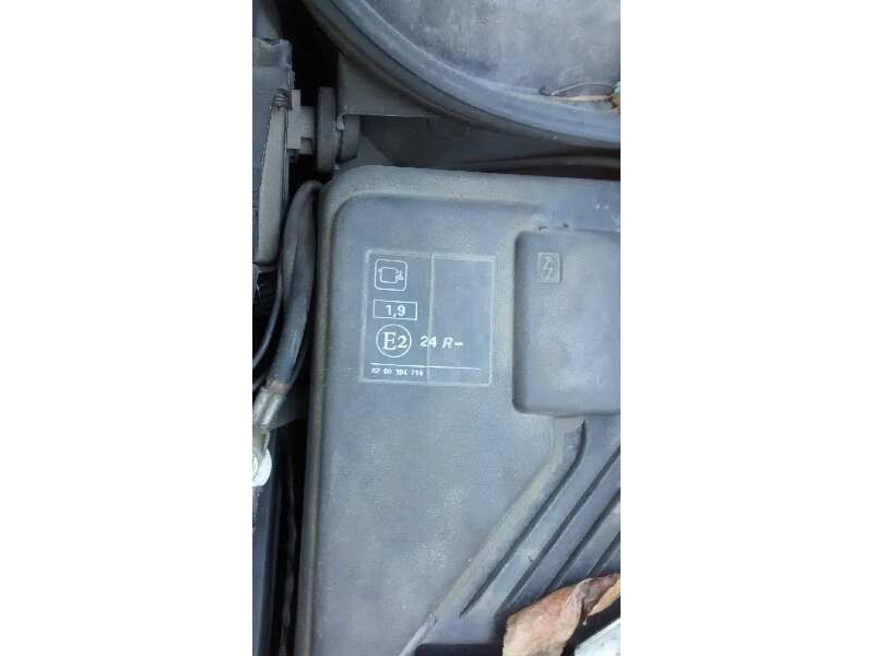 renault megane ii classic berlina del año 2004