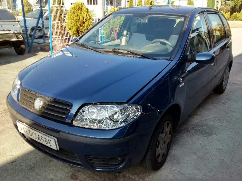 fiat punto berlina (188) del año 2004