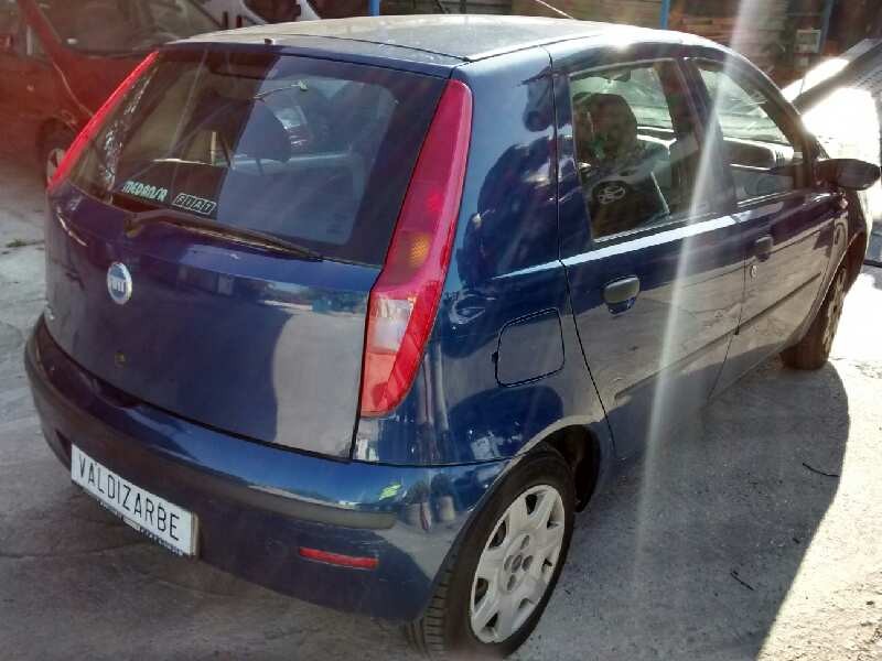 fiat punto berlina (188) del año 2004