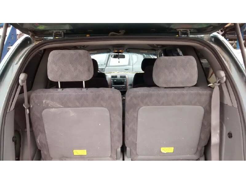 kia carnival ii del año 2003