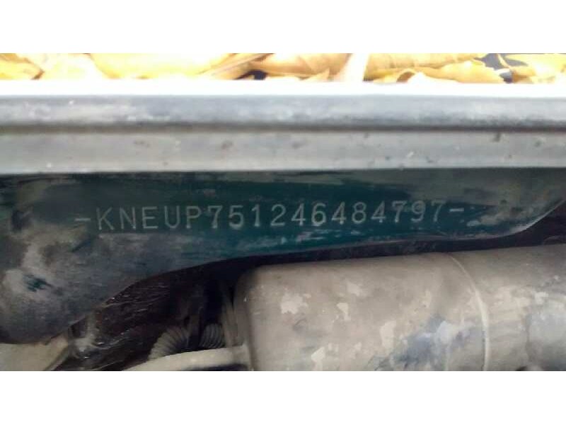 kia carnival ii del año 2003