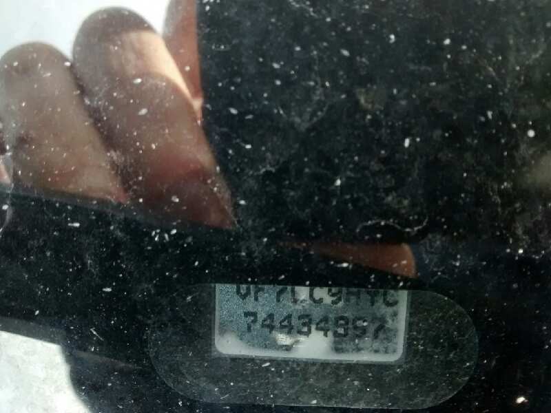 citroën c4 berlina del año 2006