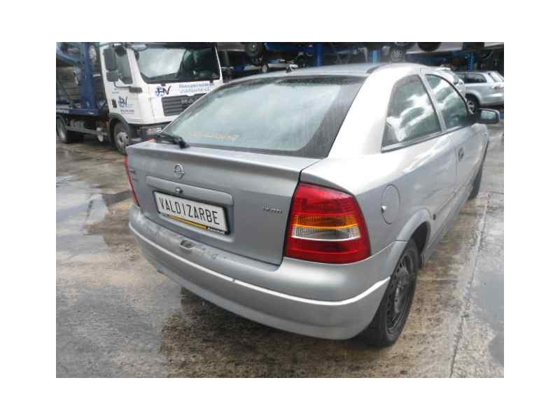 opel astra g berlina del año 2001