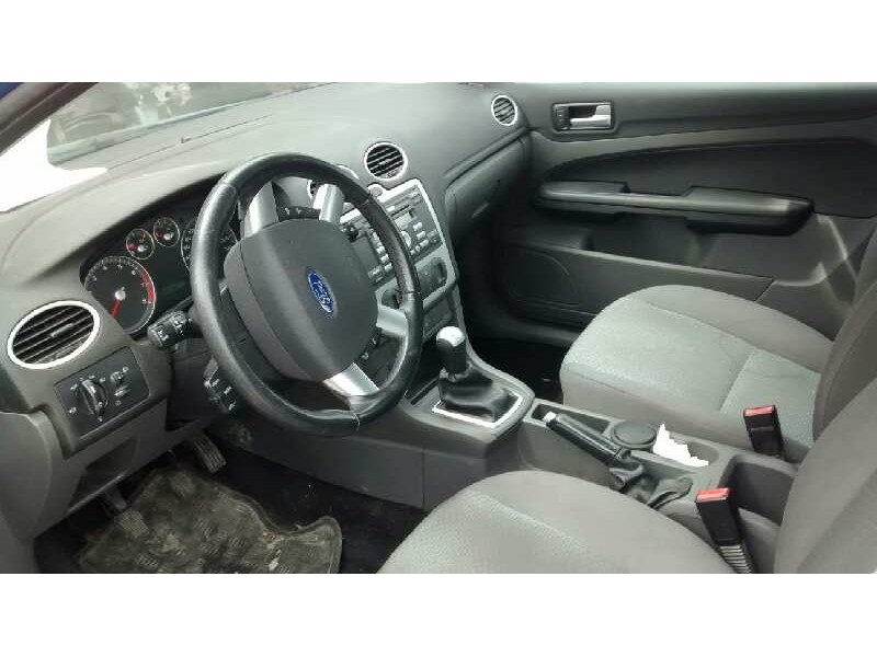 ford focus berlina (cap) del año 2005