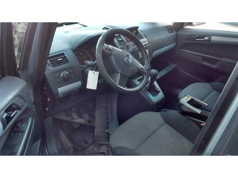 opel zafira b del año 2006