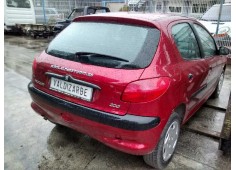 peugeot 206 berlina del año 2001 2