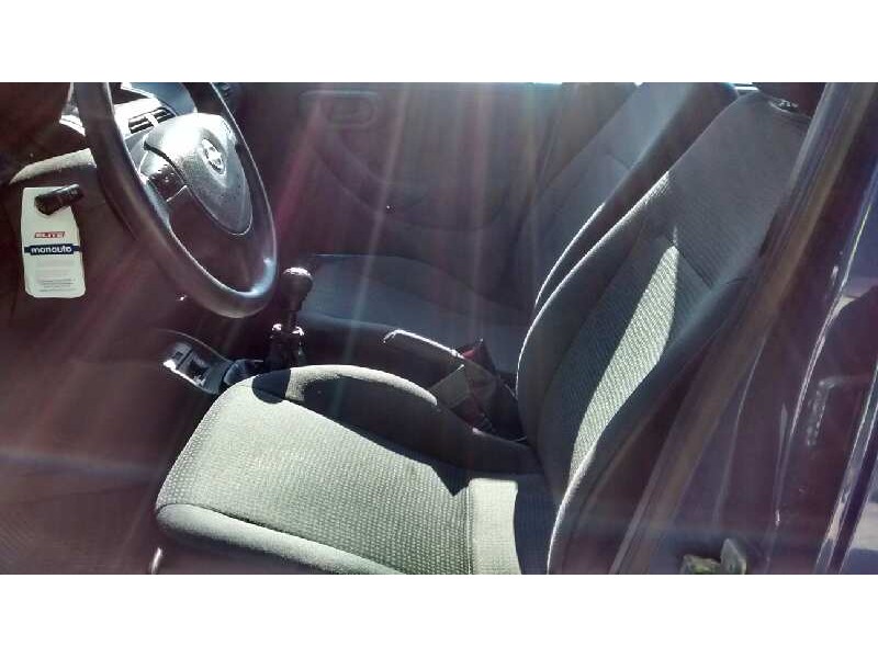 opel corsa c del año 2002